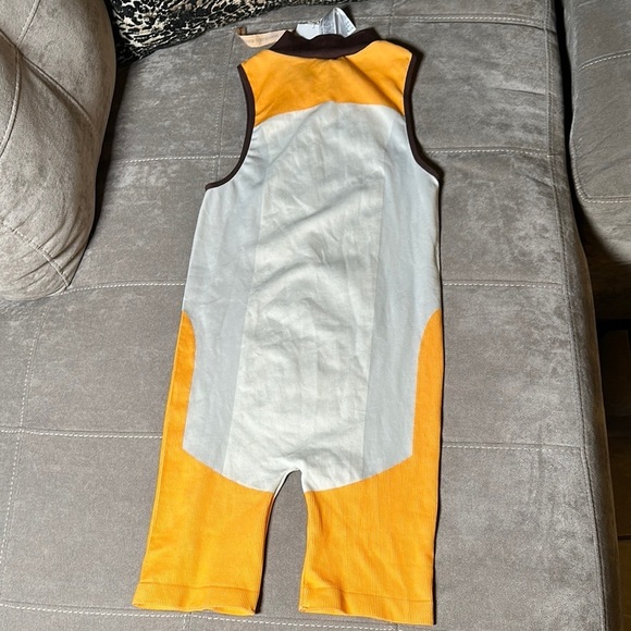 Zara Orange and White Tank Top with Color-Block Design - Picture 4 of 15